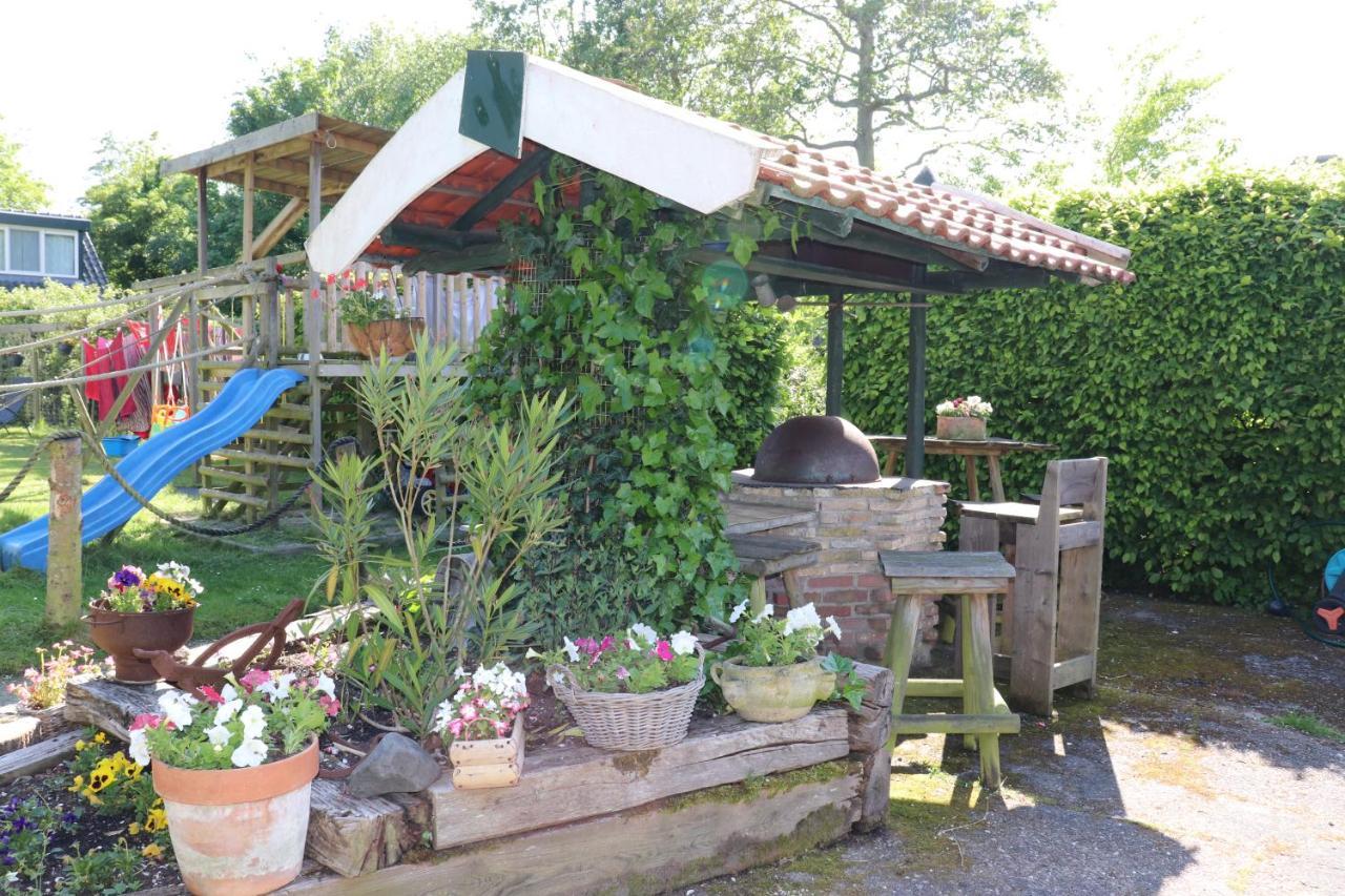 חרוט Hoeve Te Gast - Vakantieboerderij מראה חיצוני תמונה